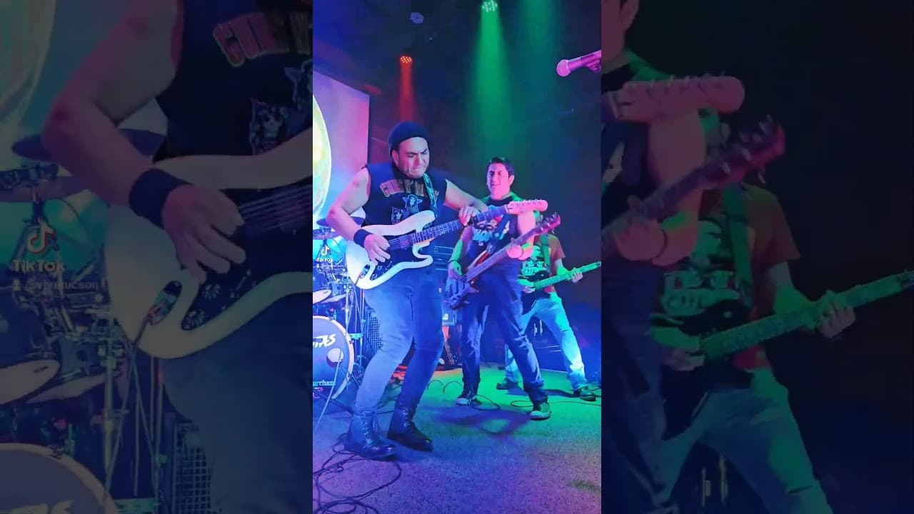 ROCK EN ESPAÑOL en Tucson!! 🤟🤟🤟 #tucson #rastaslive #brotherjhons #rockenespanol #rockstar